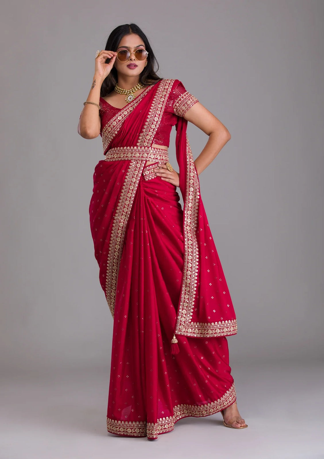 durga puja red saree: Durga Puja 2023: Celeb-inspired red sarees for Durga  Ashtami | EconomicTimes
