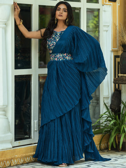 Elaborate Navy Blue Soft Silk Saree with Classic Blouse Piec