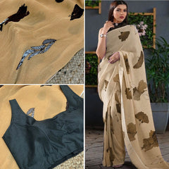 Pleated saree with flower pattern