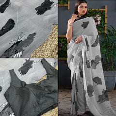 Pleated saree with flower pattern